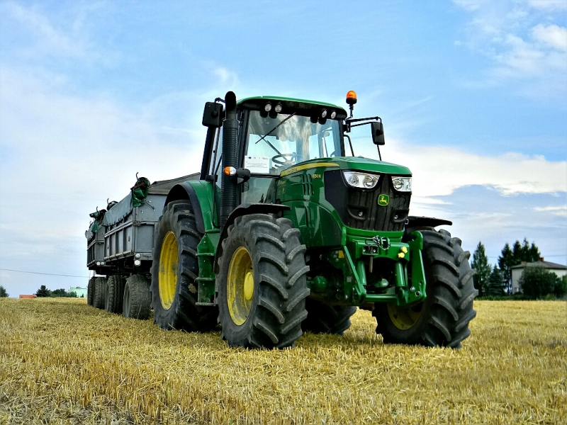 John Deere 6150M + 2x Autosan