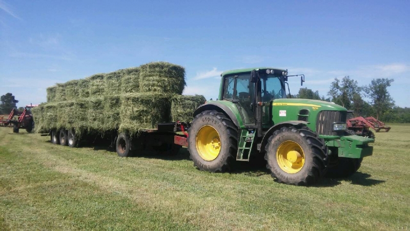 John Deere + Renault + Krone