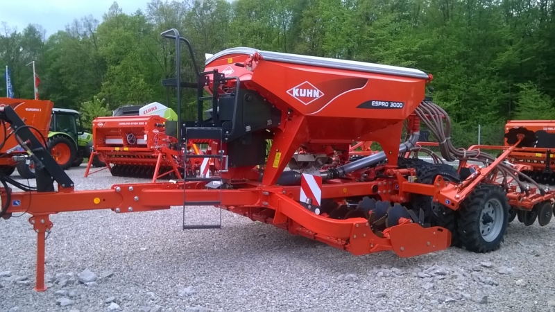 Kuhn Espro 300