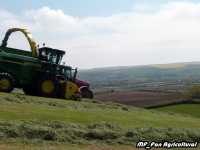 John Deere 7550