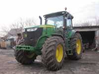 John Deere 7200R