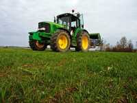 John Deere 6920