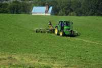 John Deere 6330 & Krone KWT 8.82/8