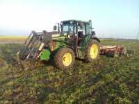 John Deere 6220