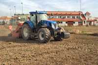 New Holland T7030 AutoCommand + Horsch Express 3TD