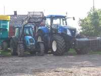 NH T8.275 VS LANDINI POWERFARM 80