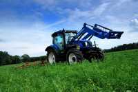 New Holland T6030 Delta + JF-Stoll CM225