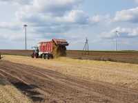 Fendt 722 Vario + Lely Tigo XR75