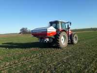 Kverneland Exacta Cl & Massey Ferguson 6480