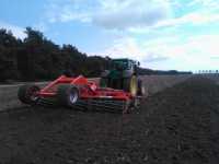 JD 6920S + Grano System Shark 5m